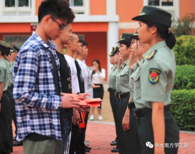 5ae2891f9680e.jpg 6.webp.jpg