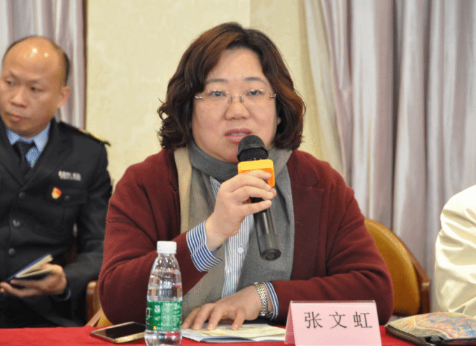 5aa34d2950b17.png 微信截图_20180309224033.png