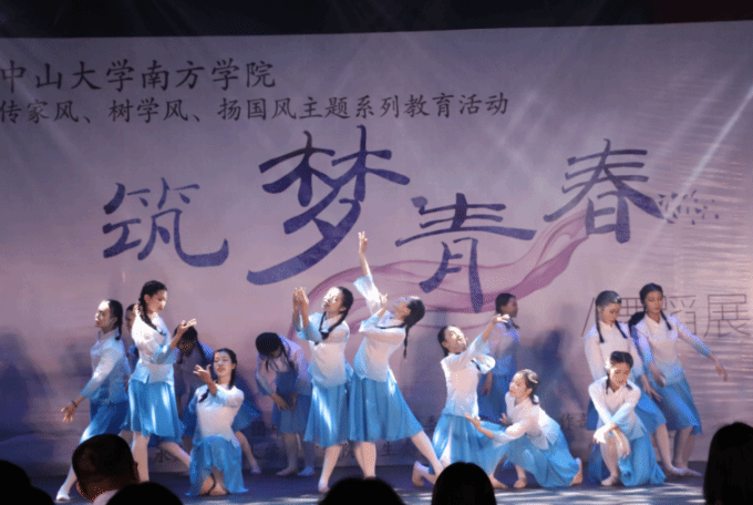 5ae18cbb4ce0f.png 图片5.png