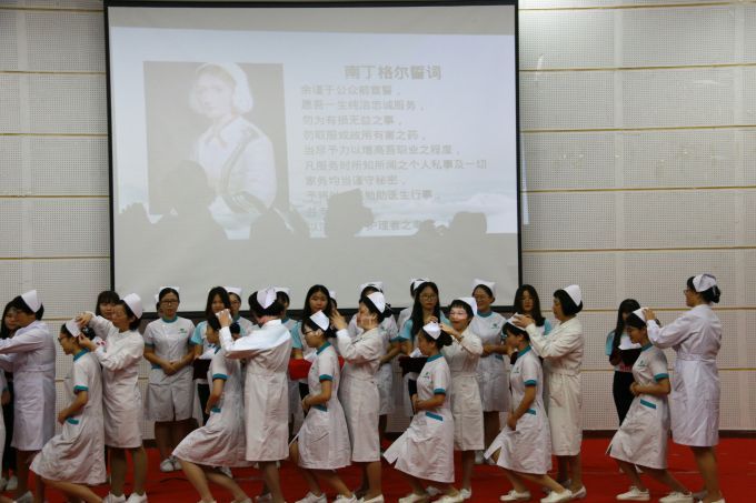 595376706aedb.jpg 授帽.jpg