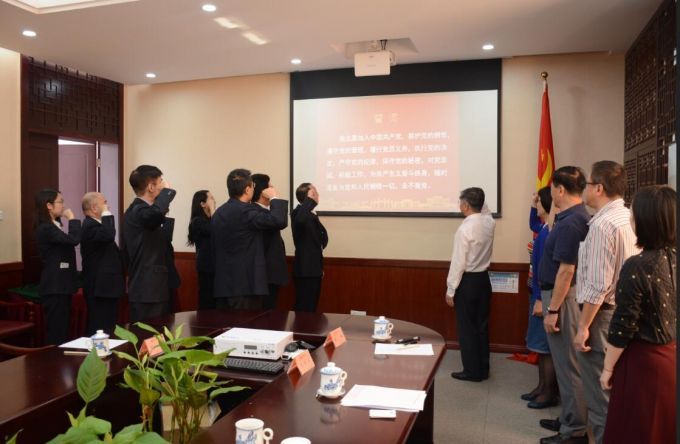 5b0b5e2e7f386.jpg QQ截图20180528094409.jpg