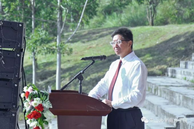 5b98694d7562d.jpg 2.webp.jpg