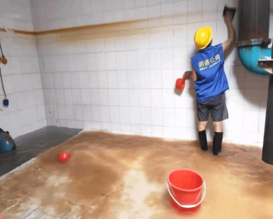 8 供水池清洗.png