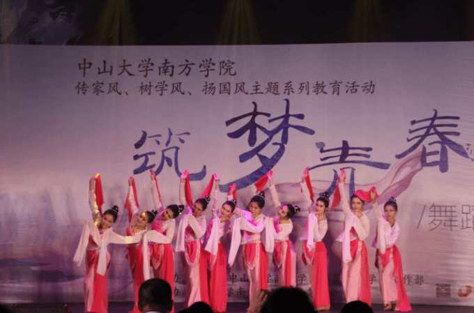 5ae18b03d8c6f.png 图片10.png