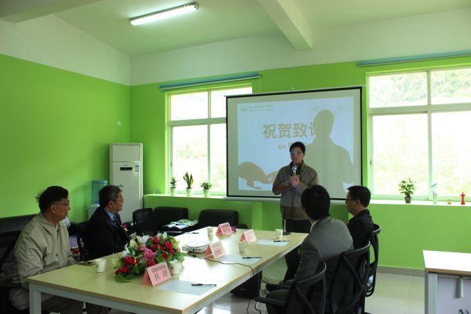 573009ecb9baa.jpg ba59.jpg